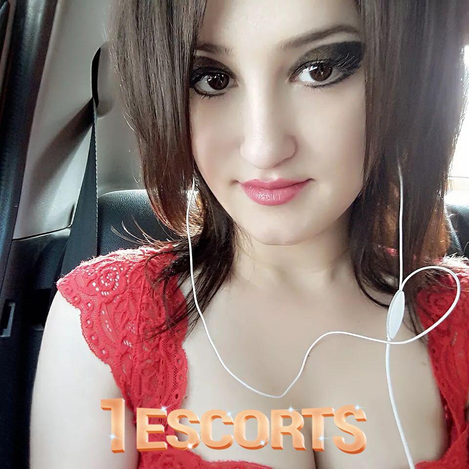 Zahida Khan -1