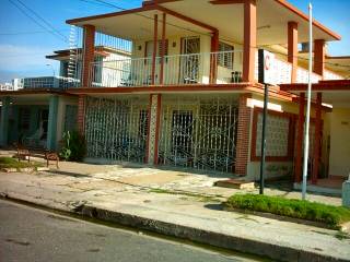 49Deben-house_s.JPG