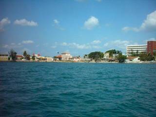 54bote-punta_s.JPG