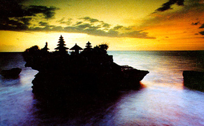 (Tanahlot Temple, Bali)