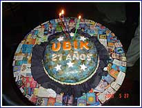 La torta de los 21 a�os de UBIK