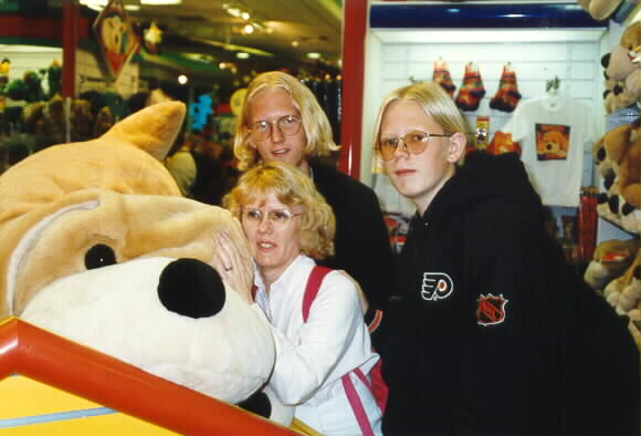 Dalene, Ian and Adam FAO Schwazt 1996