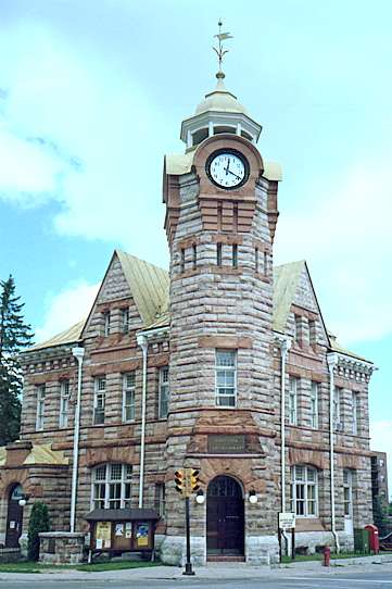 Museum and library at Arnprior