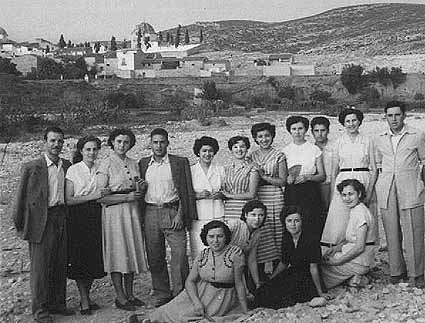 58aque6.jpg (31301 bytes)