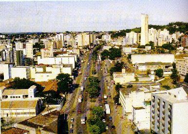 Cidade de Crici�ma, foto de Eron Silva - http://www.geocities.com/Athens/Parthenon/7284/