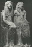statue of married couple
