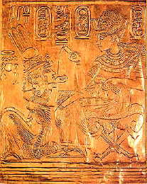 tutankhamun golden shrine wall