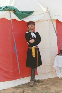 Lord Aeddan ap Andreis before successfully playing his Journeyman Prize