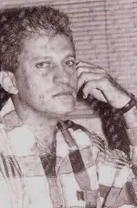 correa2.jpg (13585 bytes)