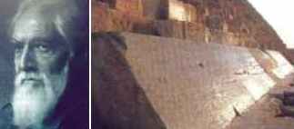 Petrie junto a los bloques de revestimiento.