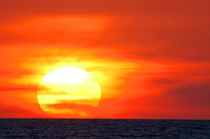Sunset from Captiva at 1200 mm, f/11 at 1/20th