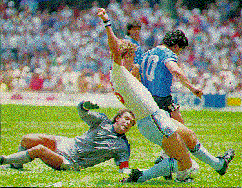 maradona.gif (71631 bytes)