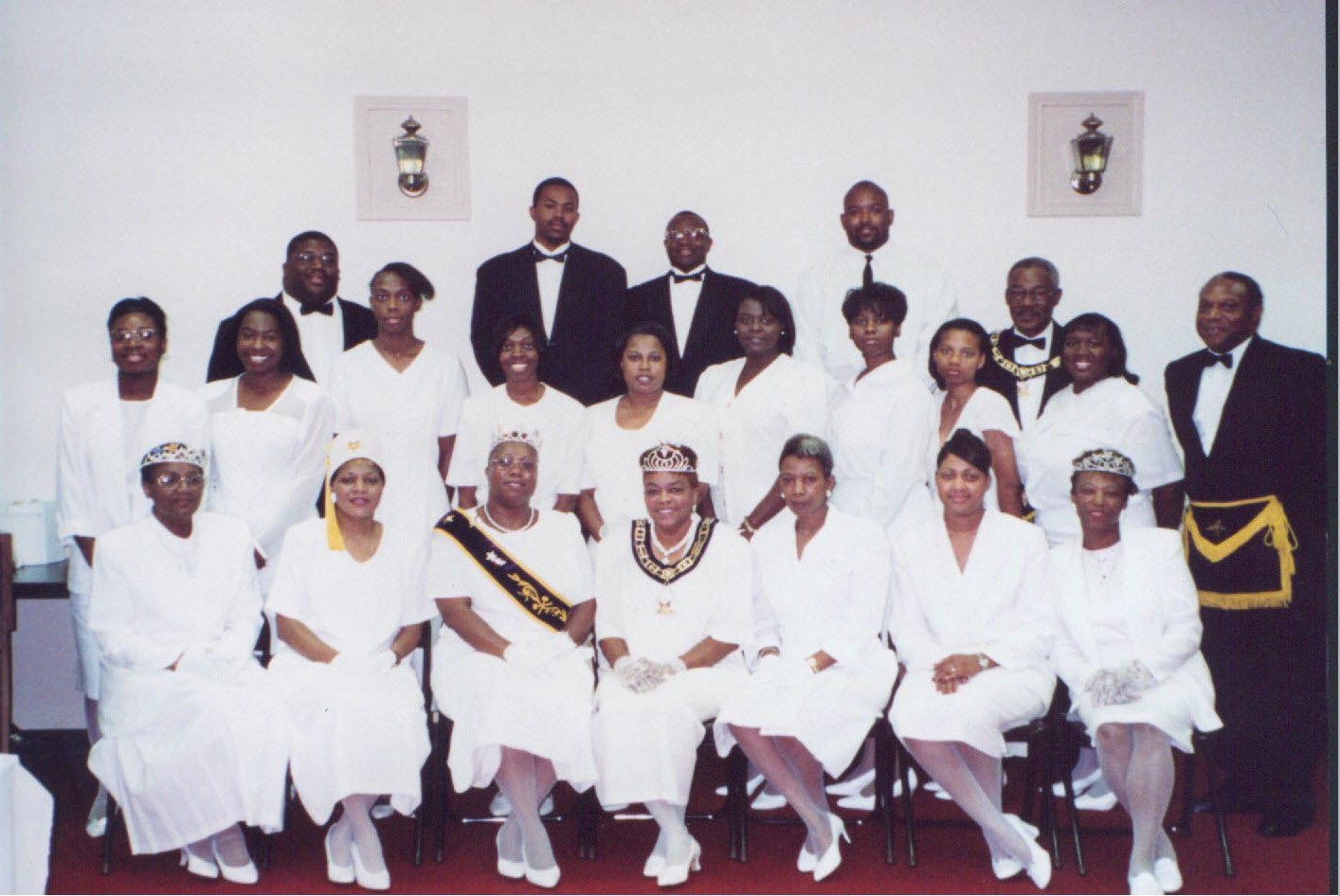 Prideofleah.jpg (159236 bytes)
