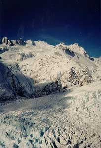 glacier1.jpg (18203 bytes)