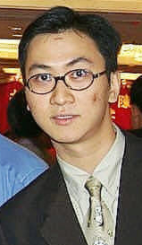 Photo stolen from Desmond Chan's Wedding WebSite, hosted by Samuel Wong......