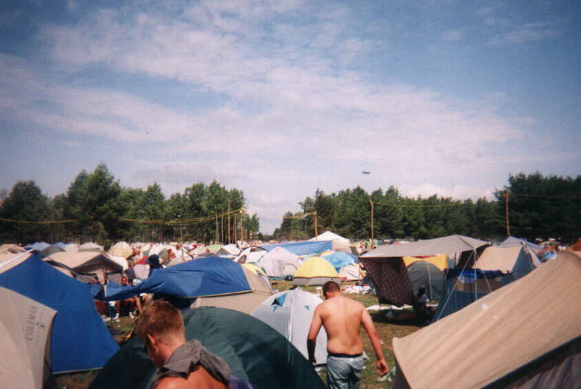 People packing up