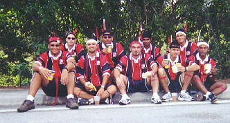 All de fellas in de crew