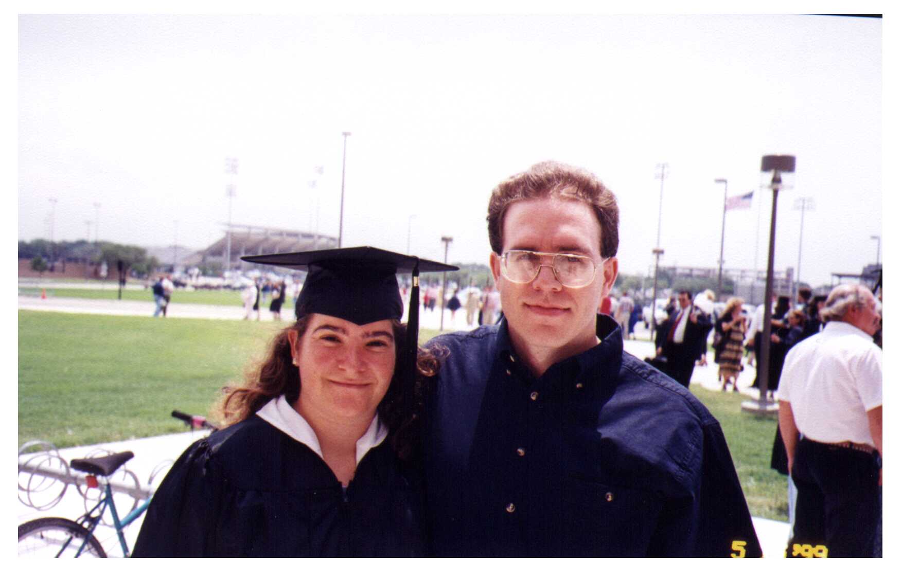 grad3.jpg - 1.00K
