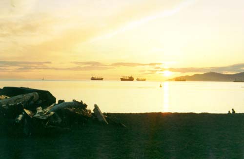 sunset.JPG (14266 bytes)