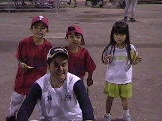 ryanandkids.jpg (29980 bytes)