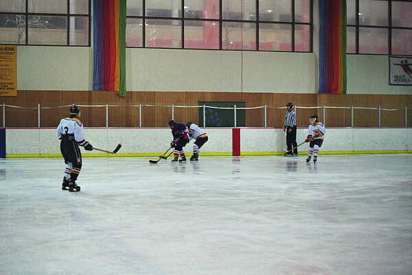 Get that puck