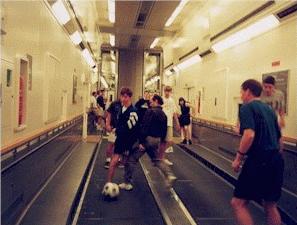 Chunnel1.jpg (14623 bytes)