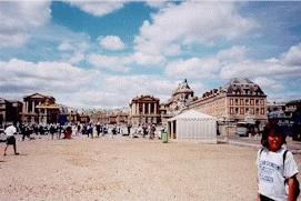 entrance to the palace