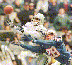 deion_11.gif (29128 bytes)