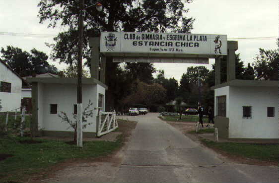 estancia chica: entrada principal