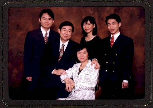 yapfamily.jpg (57325 bytes)