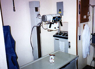 PICTURE OF X-RAY TABLE
