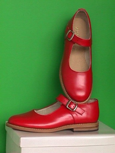 muffy's saddle shoes