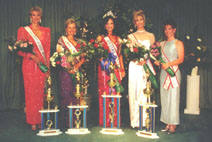 wendyfriends4s.jpg (17985 bytes)