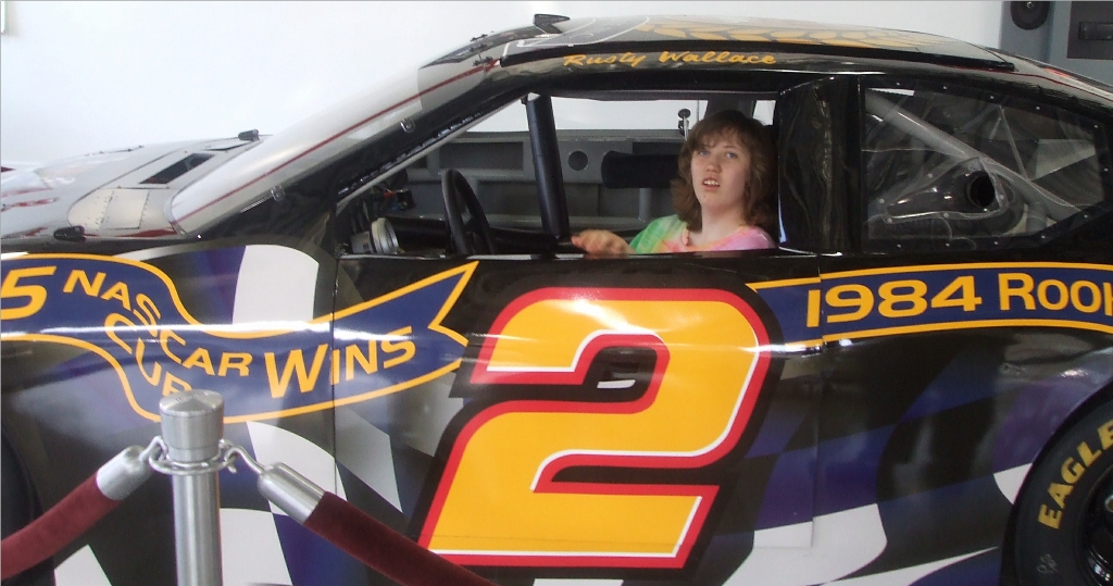 Kate at the Rusty Wallace Kia dealership in Louisville, Alcoa Highway, March 23, 2007