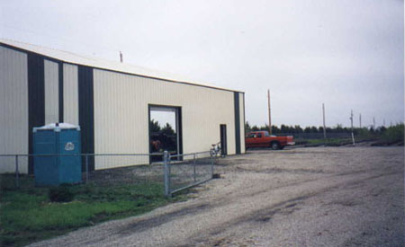growingout2.JPG (25504 bytes)