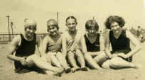 PotochneySwimShot.jpg (272472 bytes)