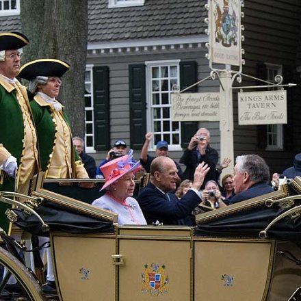 Queen In Williamsburg