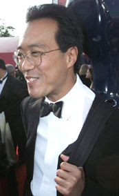Yo-Yo Ma At The 2001 Oscars