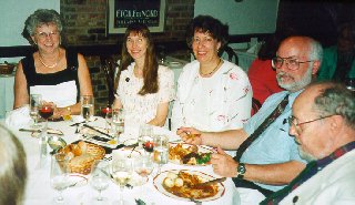 DINNER3.jpg (22480 bytes)