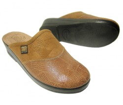 Creamy shoe