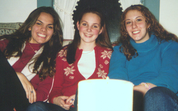 Stacy, Sam and Dee at Ali's Christmas Partay..don't they look like they're havin fun?