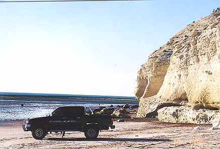 LAS_GRUTAS_3.JPG (34721 bytes)