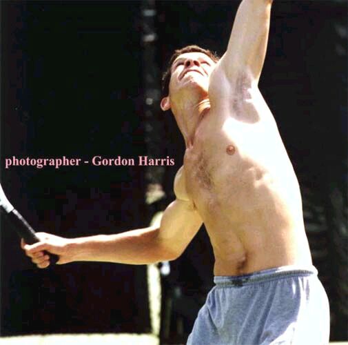 � Gordon Harris - www.gordonharris.com