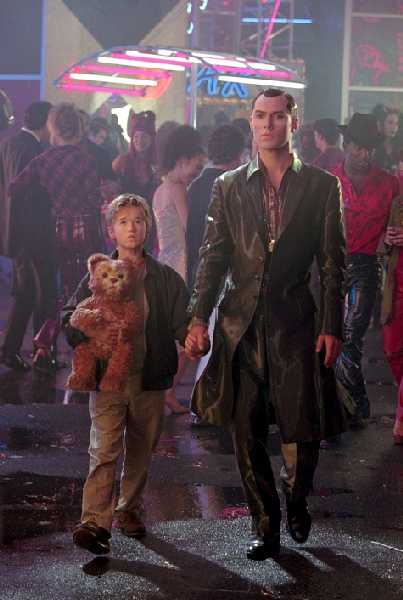 The Astonishing Haley Osment with Jude Law in A. I.