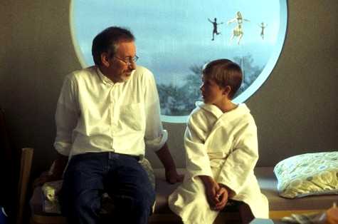 Steven Spielberg and Haley Joel Osment