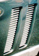 Early Italian FF wing with recessed grills.