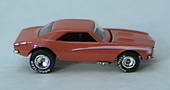 Orange '67
Camaro w/ Chrome-hubbed Real Rider tires