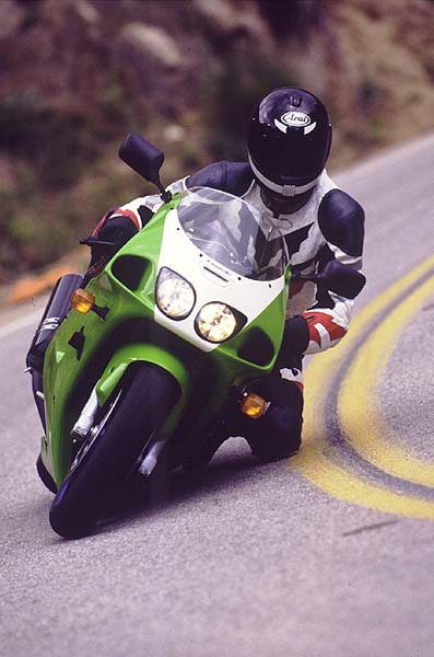 Kawasaki Ninja Zx7R Worshipers Page