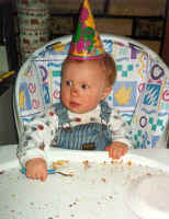 Jack_having_Birthday_Cake.jpg (70970 bytes)