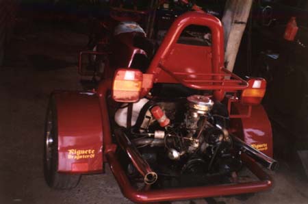 moto20.JPG (19936 bytes)